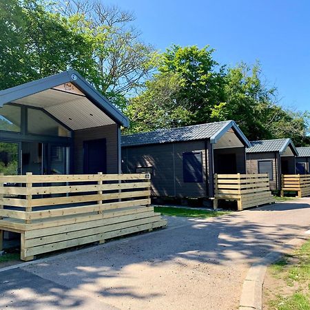 Caledonian Lodges 2 인버네스 외부 사진